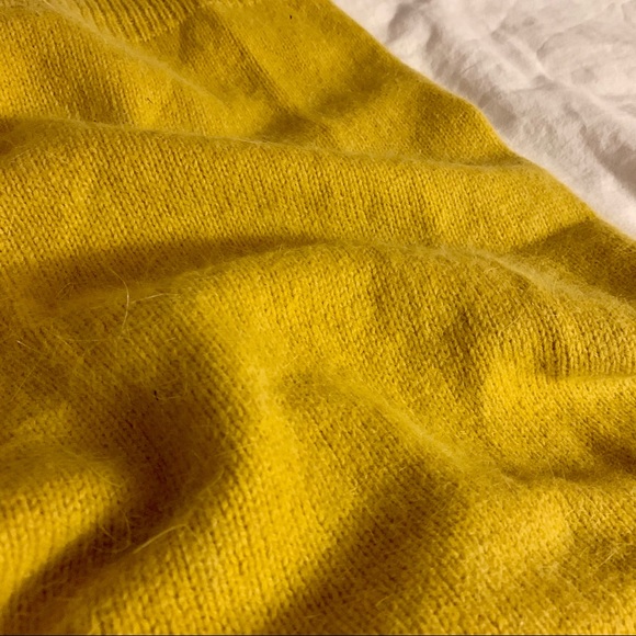 H&M Tube Scarf - Picture 2 of 4